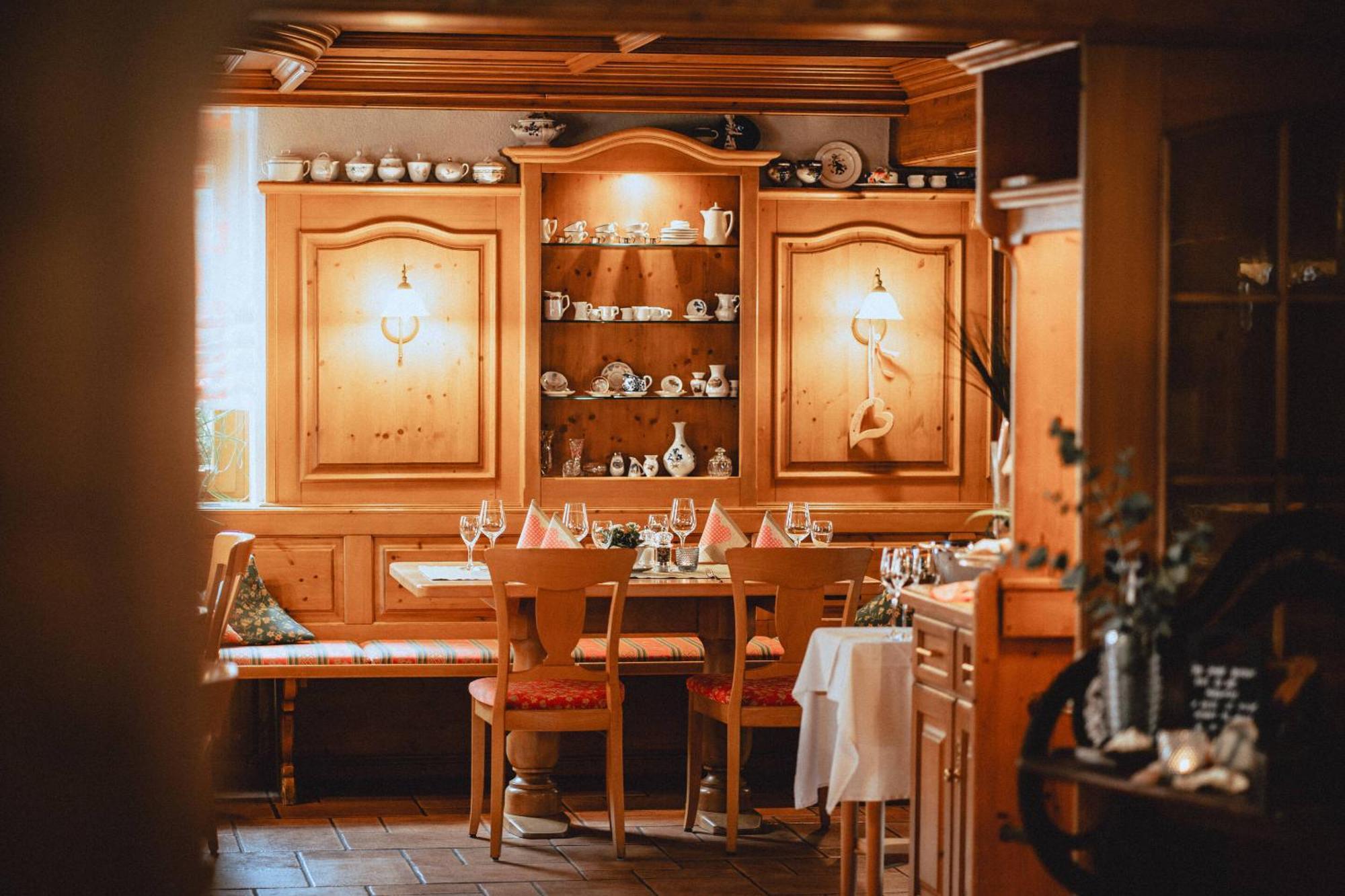 Landgasthaus Zur Linde, Neusatz 불 외부 사진